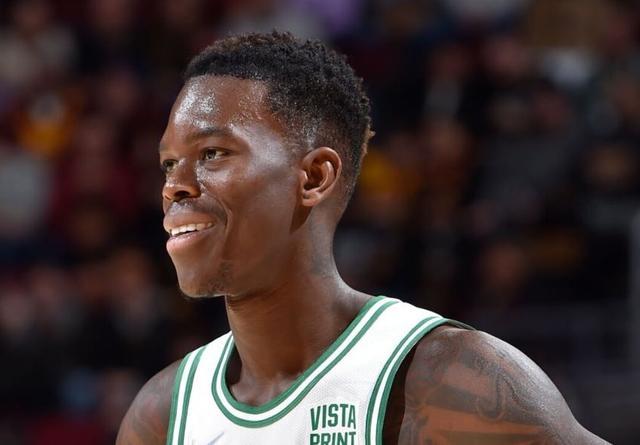 莱万是无可 莱万是无可